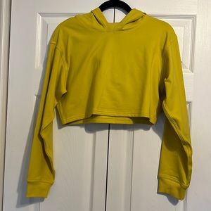Lululemon cropped hoodie size 6